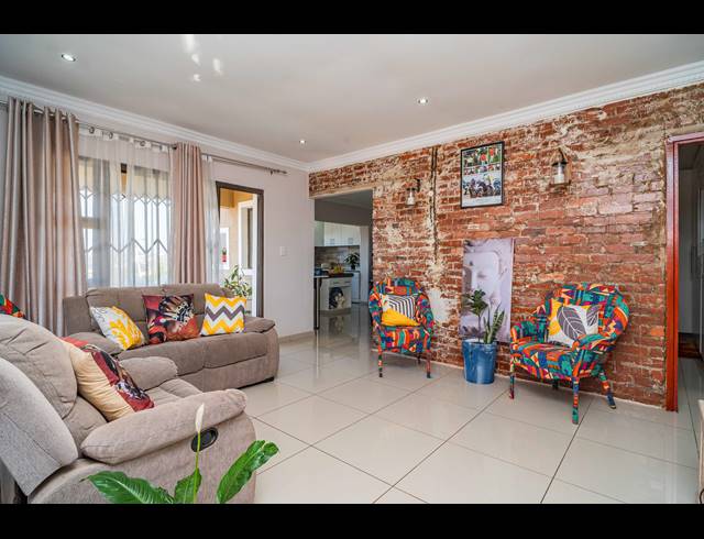 3 BEDROOM HOUSE TO LET IN RESERVOIR HILLS